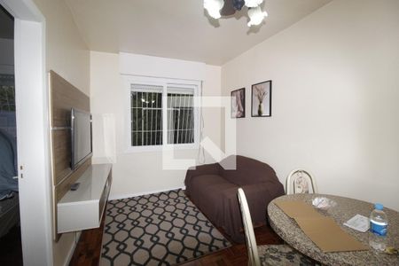 Sala de apartamento para alugar com 1 quarto, 50m² em Passo D’areia, Porto Alegre