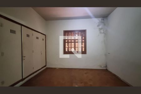 Casa à venda com 3 quartos, 300m² em Cambuí, Campinas