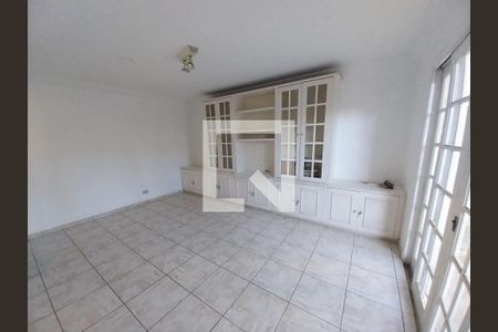 Casa à venda com 4 quartos, 285m² em Vila Progredior, São Paulo