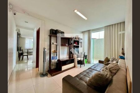 Casa à venda com 3 quartos, 238m² em Copacabana, Belo Horizonte