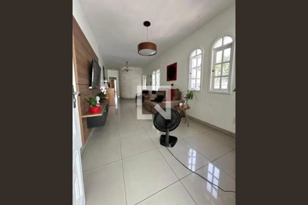 Casa à venda com 4 quartos, 180m² em Santa Amelia, Belo Horizonte