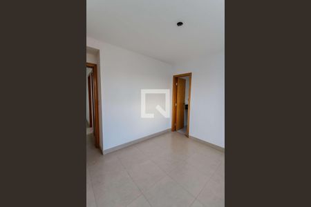 Apartamento à venda com 2 quartos, 110m² em Sagrada Família, Belo Horizonte