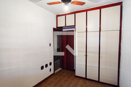 Quarto de casa de condomínio à venda com 4 quartos, 235m² em Anil, Rio de Janeiro