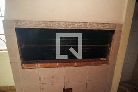 Churrasqueira de casa à venda com 2 quartos, 70m² em Camaquã, Porto Alegre