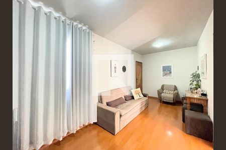 Sala de apartamento à venda com 4 quartos, 68m² em Sagrada Família, Belo Horizonte