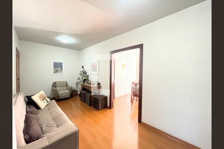 Sala de apartamento à venda com 4 quartos, 68m² em Sagrada Família, Belo Horizonte