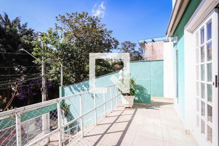 Casa à venda com 3 quartos, 157m² em Jardim Londrina, São Paulo