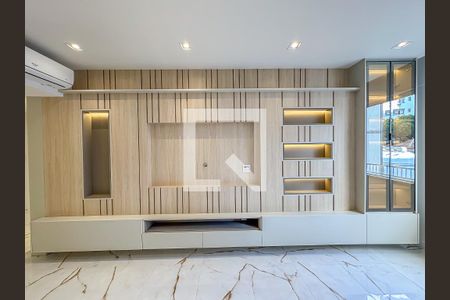 Sala de apartamento para alugar com 2 quartos, 75m² em Botafogo, Rio de Janeiro