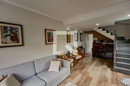 Sala de Estar de casa à venda com 3 quartos, 200m² em Vila do Castelo, São Paulo