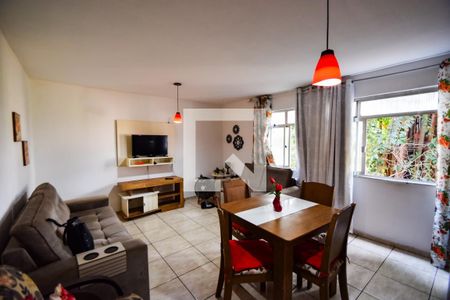 Sala de apartamento para alugar com 2 quartos, 61m² em Del Castilho, Rio de Janeiro
