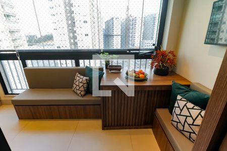 Varanda gourmet de apartamento à venda com 2 quartos, 76m² em Vila Andrade, São Paulo