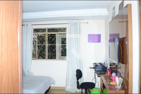 Quarto 1 de casa à venda com 4 quartos, 250m² em Goiânia, Belo Horizonte