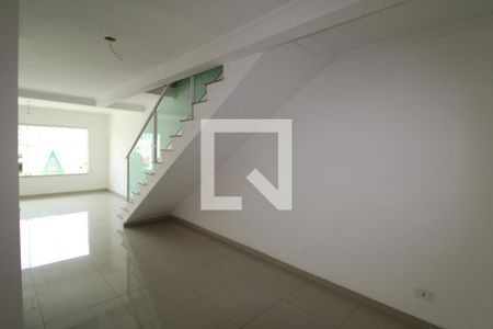 Sala de casa à venda com 3 quartos, 210m² em Sítio do Morro, São Paulo