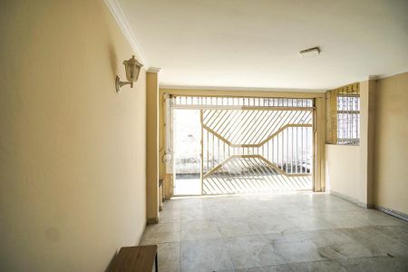 Vista da sala de casa à venda com 3 quartos, 125m² em Vila Carrão, São Paulo