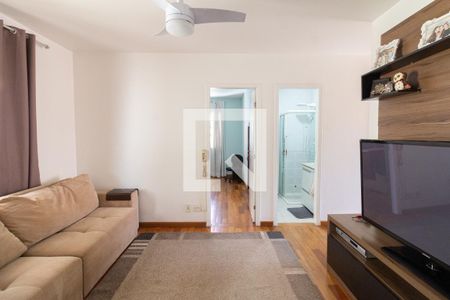 Sala de tv de casa à venda com 4 quartos, 310m² em Rio Pequeno, São Paulo