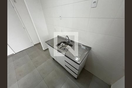 Sala/Cozinha de apartamento para alugar com 2 quartos, 43m² em Vila Guaca, São Paulo