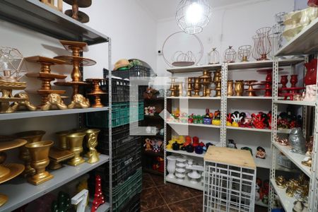 Quarto de casa à venda com 4 quartos, 270m² em Vila Antonieta, São Paulo