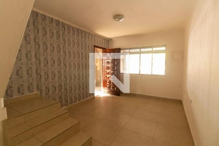 Sala de casa à venda com 4 quartos, 135m² em Jardim Angela (Zona Leste), São Paulo