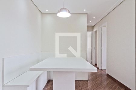Sala de apartamento para alugar com 3 quartos, 58m² em Piqueri, São Paulo