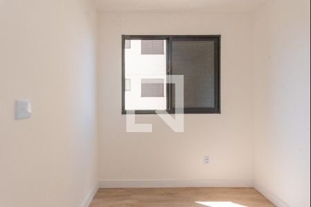 Quarto 1 de apartamento para alugar com 2 quartos, 44m² em Jardim Ipaussurama, Campinas