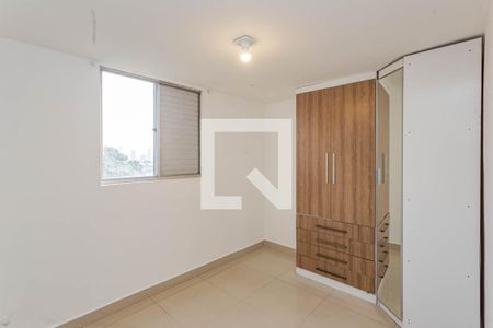 Quarto 1 de apartamento para alugar com 2 quartos, 55m² em Vila Heliopolis, São Paulo