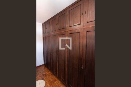 Quarto 1 de casa para alugar com 3 quartos, 200m² em Vila Cachoeira, São Paulo