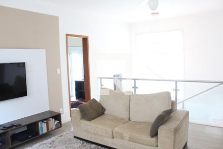 Sala de casa de condomínio para alugar com 3 quartos, 330m² em Jardim Santa Izabel, Cotia