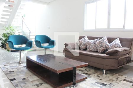 Sala de casa de condomínio para alugar com 3 quartos, 330m² em Jardim Santa Izabel, Cotia