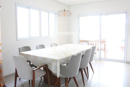 Sala de casa de condomínio para alugar com 3 quartos, 330m² em Jardim Santa Izabel, Cotia