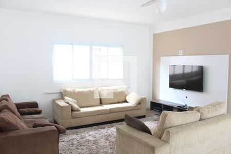 Sala de casa de condomínio para alugar com 3 quartos, 330m² em Jardim Santa Izabel, Cotia