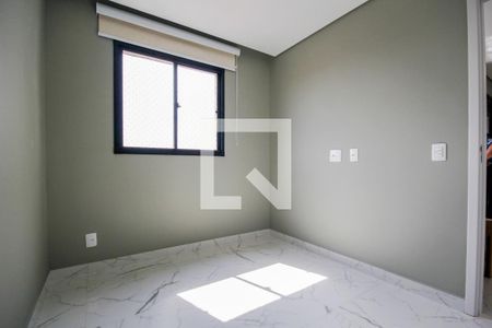 Quarto 1 de apartamento para alugar com 2 quartos, 42m² em Vila Albertina, São Paulo