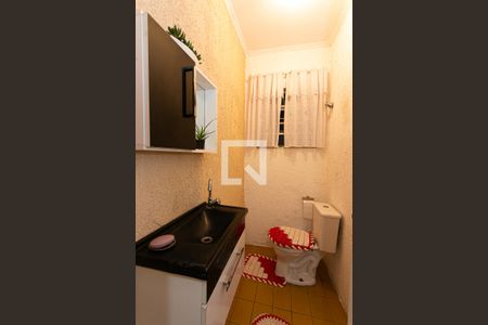 Lavabo de casa à venda com 3 quartos, 138m² em Vila Carrão, São Paulo