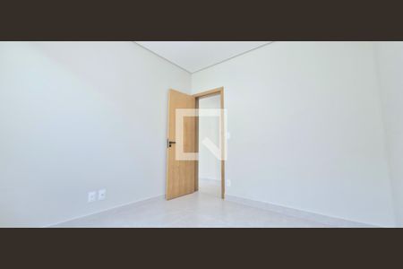 Quarto 1 de casa à venda com 3 quartos, 100m² em Vila Rica, Lagoa Santa