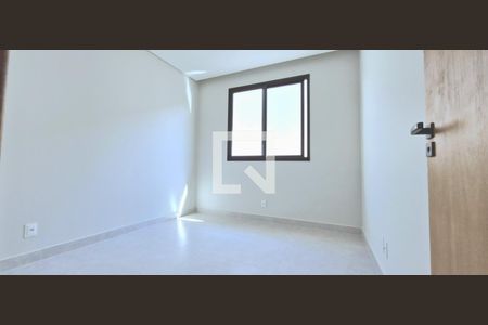 Quarto 1 de casa à venda com 3 quartos, 100m² em Vila Rica, Lagoa Santa