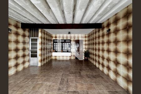 Garagem  de casa à venda com 3 quartos, 125m² em Jardim Caravelas, São Paulo
