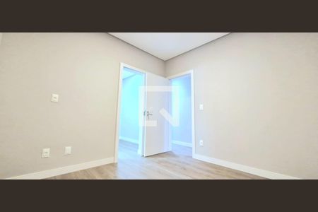 Quarto  de casa de condomínio à venda com 3 quartos, 525m² em Várzea, Lagoa Santa