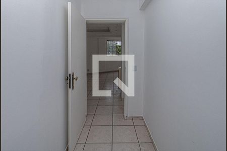 Corredor de apartamento para alugar com 2 quartos, 150m² em São João Climaco, São Paulo