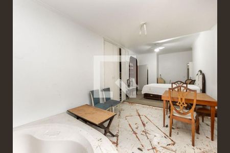 Casa à venda com 4 quartos, 400m² em Alto de Pinheiros, São Paulo