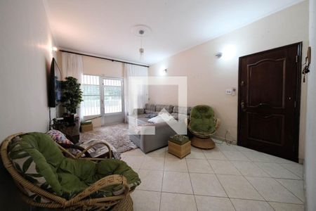 Sala de casa à venda com 4 quartos, 220m² em Jardim Maringa, São Paulo