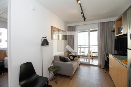 Sala/Cozinha de apartamento à venda com 1 quarto, 31m² em Pinheiros, São Paulo