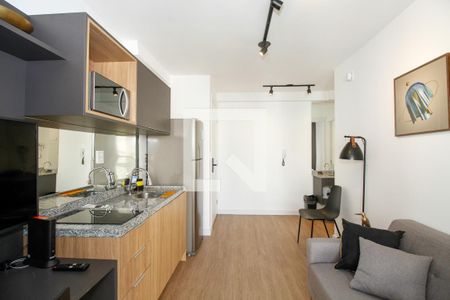 Sala/Cozinha de apartamento à venda com 1 quarto, 31m² em Pinheiros, São Paulo