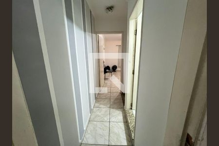 Corredor de casa à venda com 2 quartos, 100m² em Jardim Santa Mena, Guarulhos