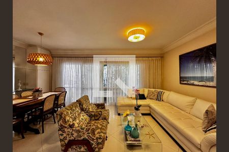 Sala de casa de condomínio para alugar com 3 quartos, 180m² em Santo Amaro, São Paulo