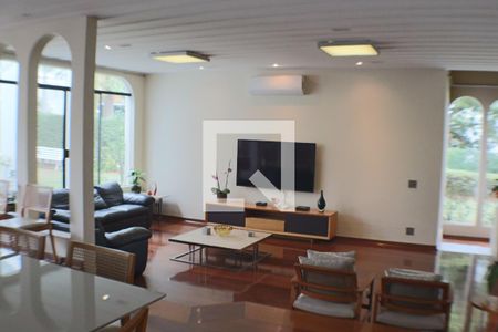 Sala de casa à venda com 4 quartos, 700m² em Alphaville Residencial Dois, Barueri