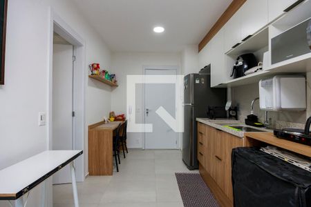 Sala/Cozinha de apartamento para alugar com 1 quarto, 33m² em Campo Belo, São Paulo
