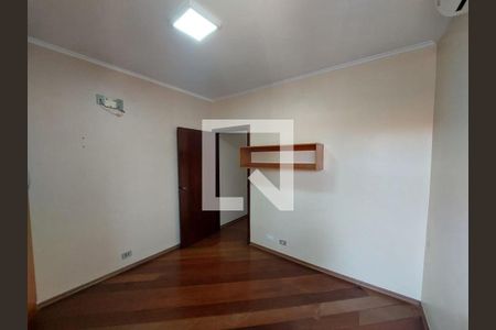 Casa à venda com 3 quartos, 202m² em Vila Floresta, Santo André