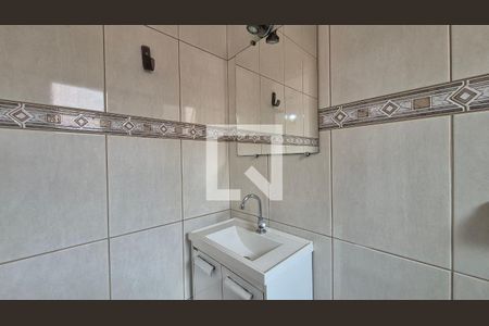 Banheiro da suíte de casa à venda com 3 quartos, 163m² em Parque Oratório, Santo André