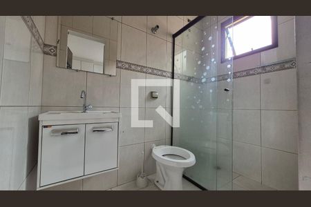 Banheiro da suíte de casa à venda com 3 quartos, 163m² em Parque Oratório, Santo André