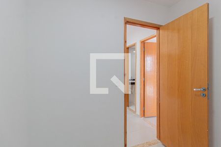 Quarto 1 de apartamento para alugar com 2 quartos, 32m² em Vila Guilhermina, São Paulo