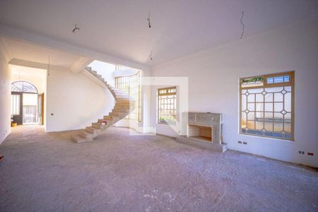 Casa à venda com 5 quartos, 1071m² em Pacaembu, São Paulo